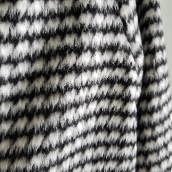 🧥 HOUNDSTOOTH CHECK PATTERN COAT - Picture 5 of 13